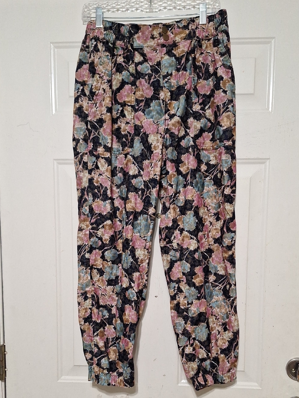 ANTHROPOLOGIE Corduroy Floral Tapered Leg  PANTS SZ. M